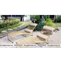 ghế tắm nắng bể bơi
